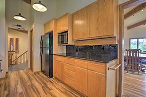 South Beach Home w/ Hot Tub, Deck - Walk to Ocean!