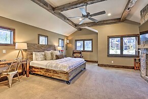 Walk to Lift: Luxe Villa w/ Hot Tub in Copper Mtn