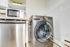 Seattle Garden Apt: Walk to Water & Amenities!