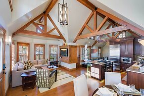 Downtown Breckenridge Cottage: Walk to Main St!