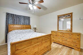 Convenient Las Cruces Home w/ Patio & Grill!