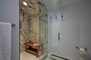 12 Mi to Red Rocks: Morrison Home w/ Deck