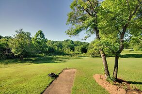Tranquil Mid-century Modern Cottage w/ Forest View