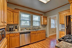 Spacious Mount Pleasant Home: 5 Mi to Beach