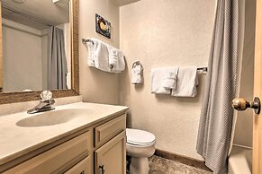 Mtn Views & Hot Tub Access: Lake Dillon Retreat