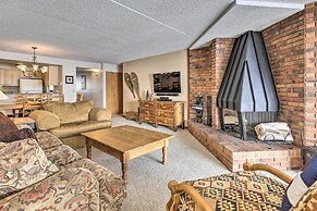 Mtn Views & Hot Tub Access: Lake Dillon Retreat