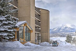Mtn Views & Hot Tub Access: Lake Dillon Retreat