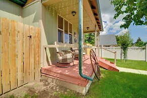 Red Lodge Retreat w/ Hot Tub: 3 Blocks to Downtown