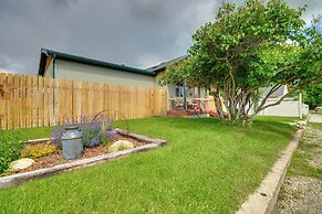 Red Lodge Retreat w/ Hot Tub: 3 Blocks to Downtown