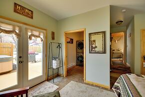 Red Lodge Retreat w/ Hot Tub: 3 Blocks to Downtown