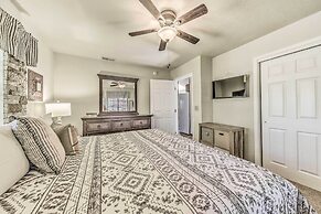 Cozy & Modern Ruidoso Cabin w/ Stellar Views!