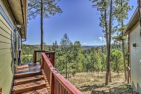 Cozy & Modern Ruidoso Cabin w/ Stellar Views!