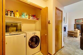 Albuquerque Home w/ Spacious Yard & Fire Pit!