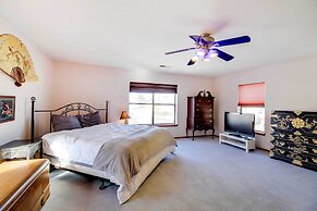 Albuquerque Home w/ Spacious Yard & Fire Pit!