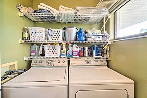 Resort Condo w/ Beach Access on Anna Maria Island!