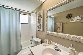 Resort Condo w/ Beach Access on Anna Maria Island!