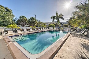 Resort Condo w/ Beach Access on Anna Maria Island!