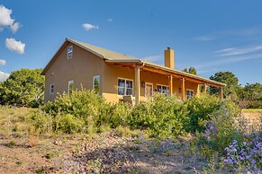 Hidden Santa Fe Gem - Nestled in Tesuque Hills!