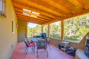 Hidden Santa Fe Gem - Nestled in Tesuque Hills!
