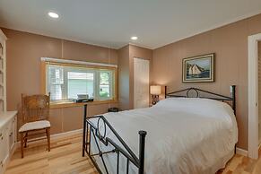 Waterfront Annapolis Home: Fire Pit & Fishing Pier