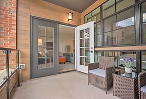 Chic Condo w/ Balcony in the Heart of Annapolis!