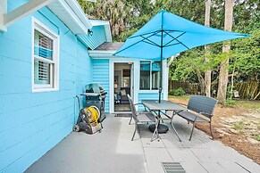 Beachy Isle of Palms Home: 1 Block to Coast!