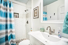 Beachy Isle of Palms Home: 1 Block to Coast!