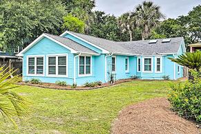 Beachy Isle of Palms Home: 1 Block to Coast!