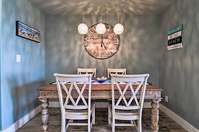 Beachfront Port Aransas Condo w/ Ocean Views!