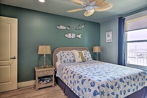 Beachfront Port Aransas Condo w/ Ocean Views!
