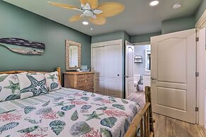 Beachfront Port Aransas Condo w/ Ocean Views!