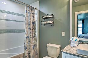 Beachfront Port Aransas Condo w/ Ocean Views!