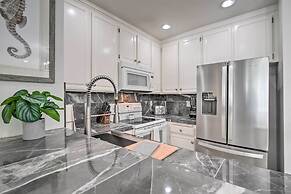 Charming Oceanside Condo w/ Beach & Pool Access!