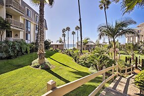 Charming Oceanside Condo w/ Beach & Pool Access!