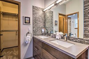 Tasteful Mountain Getaway on Frisco Bike Path