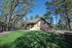 Inviting Colorado Springs House w/ Spacious Deck!