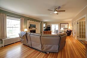 Inviting Colorado Springs House w/ Spacious Deck!