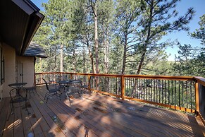 Inviting Colorado Springs House w/ Spacious Deck!