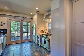 Dallas Couples Retreat: Walk to Lower Greenville!