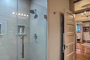 Dallas Couples Retreat: Walk to Lower Greenville!