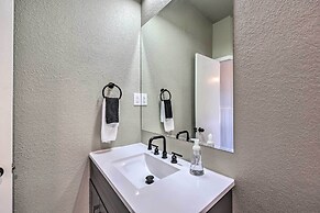 Fayetteville Vacation Rental - 2 Mi to Dtwn!