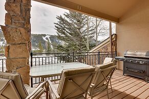Deck + Mtn View: Keystone Townhome Near Resort!