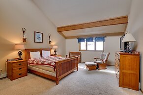 Deck + Mtn View: Keystone Townhome Near Resort!