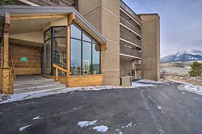 < 15 Mi to Breck: Dillon Condo w/ Fireplace