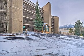 < 15 Mi to Breck: Dillon Condo w/ Fireplace