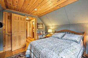 Jacksonville Cabin w/ Wraparound Deck & Views
