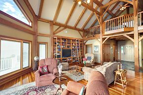 Waterfront Lake Champlain Home w/ Hot Tub & Sauna!