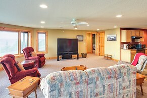 Lake View Champlain Home w/ Hot Tub & Sauna!