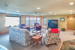 Waterfront Lake Champlain Home w/ Hot Tub & Sauna!