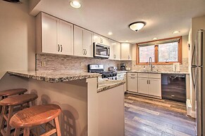 2-story Townhouse - 1 Mi to Killington Ski Area!